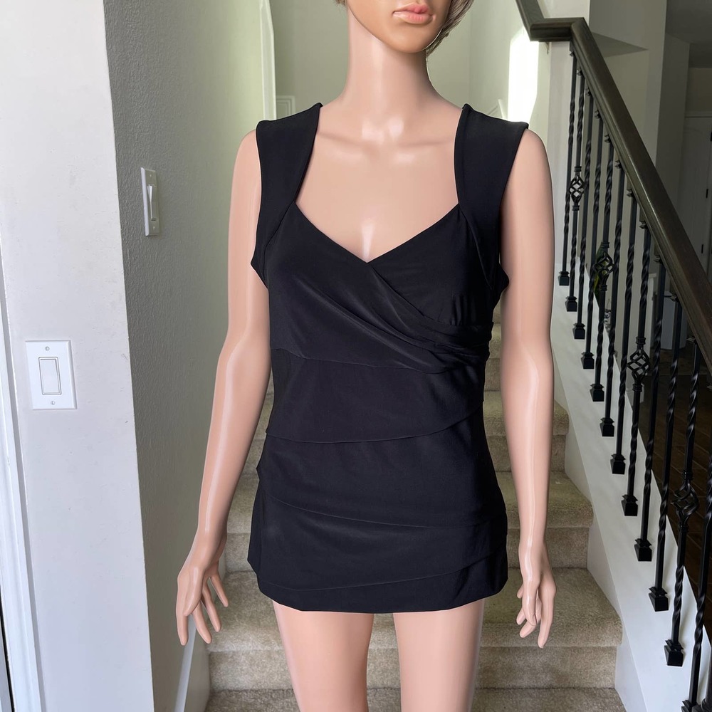 White House Black Market Dressy Tank Top Women Sz M Women Slightly used